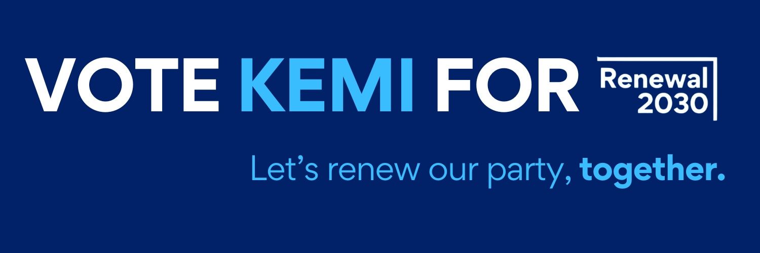 Emma 💚🤍💜 banner