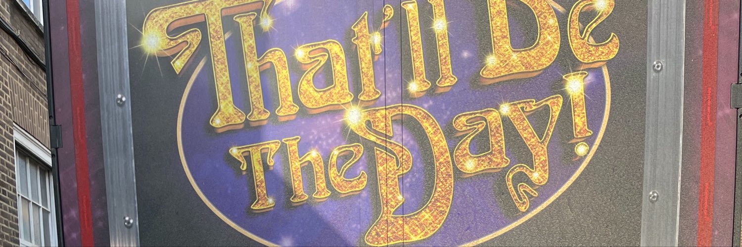 CharmylouC's profile banner image