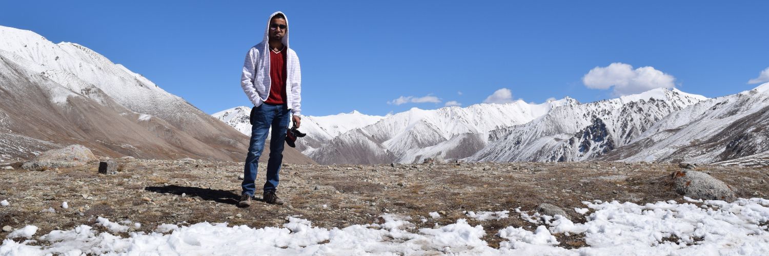 OmerFaarooq's profile banner image