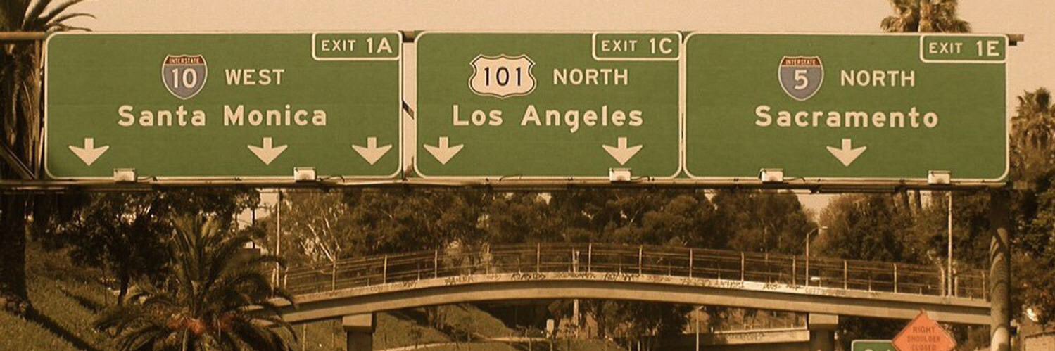 طلال العومي banner