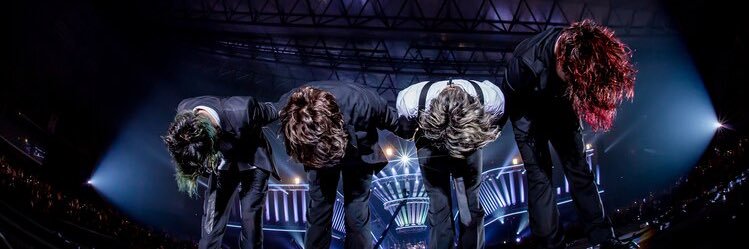 1017__m's profile banner image