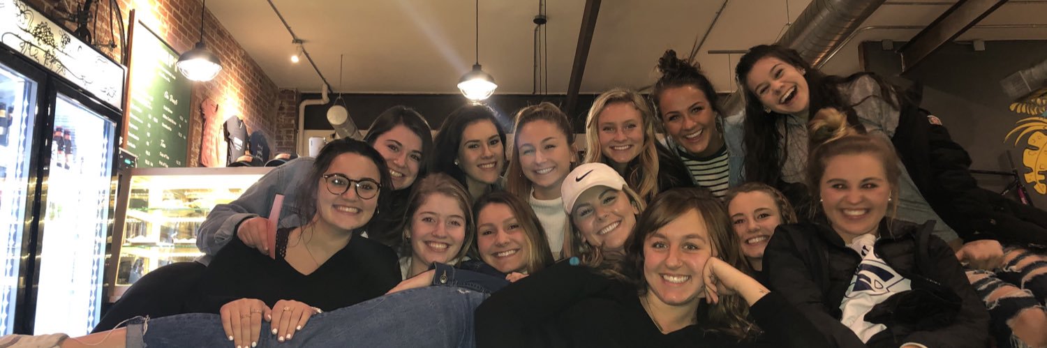 erinnnnsmith's profile banner image
