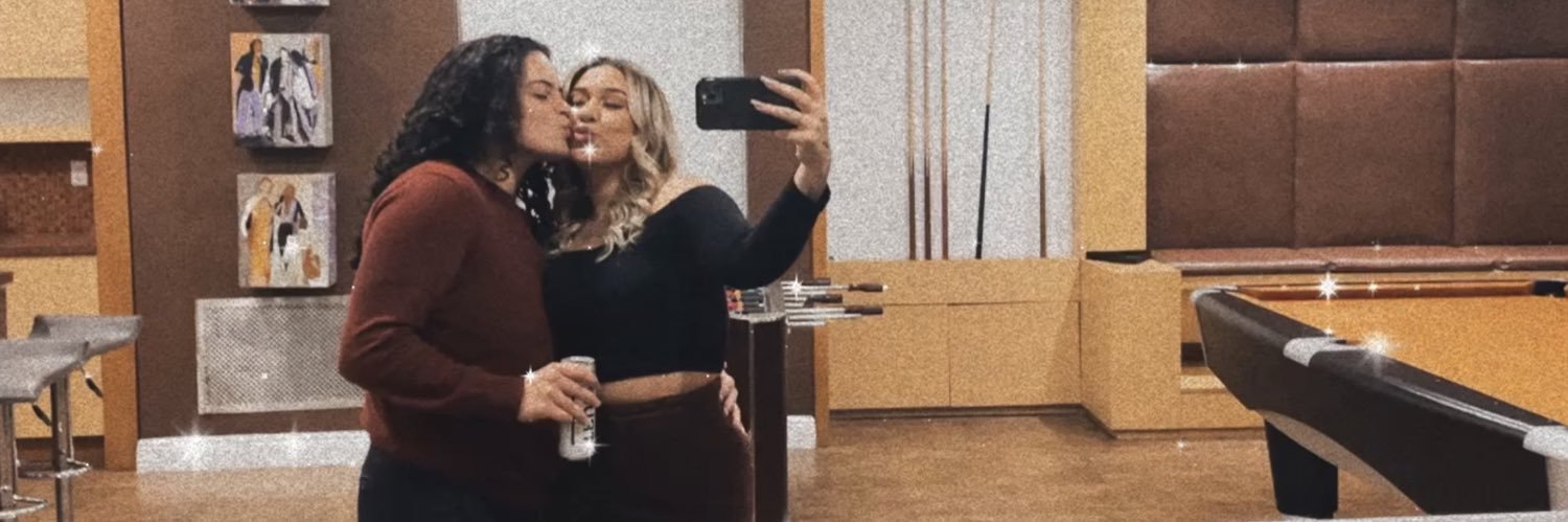 Janyy_12's profile banner image