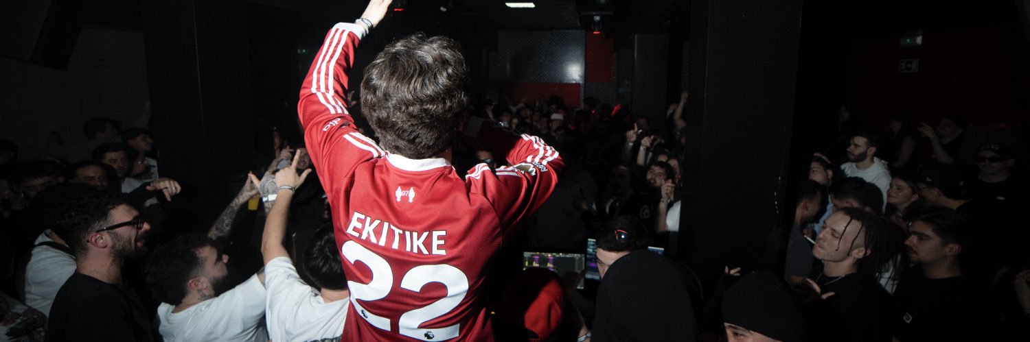 clxro's profile banner image