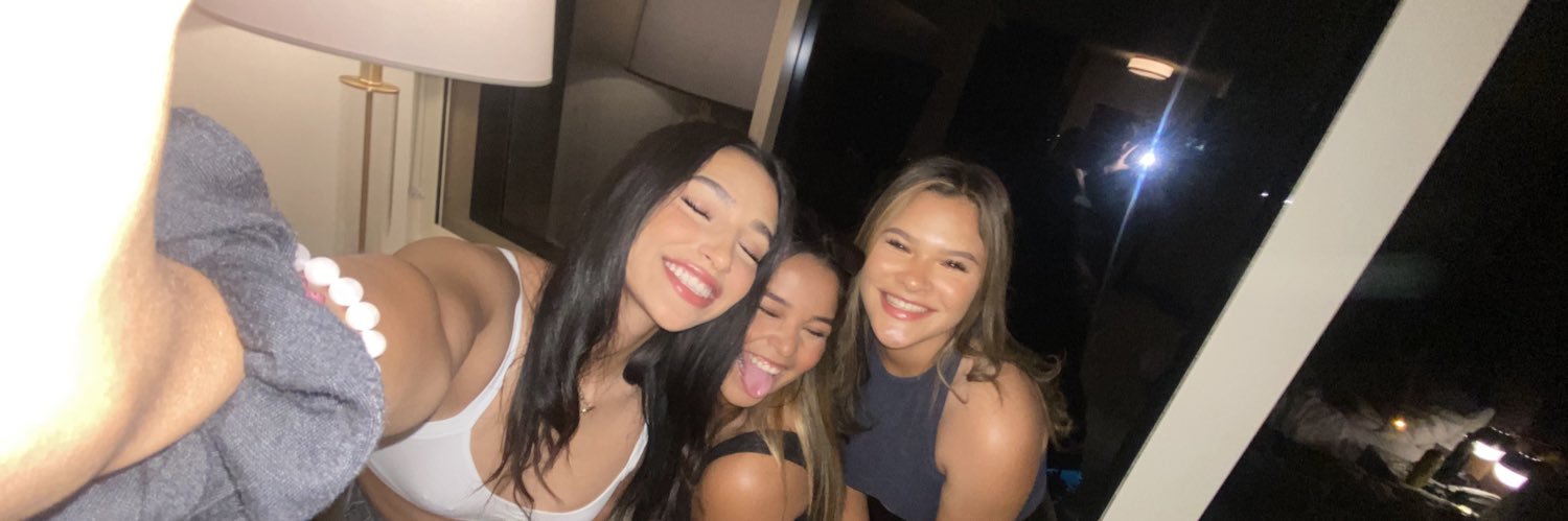caroleross_'s profile banner image