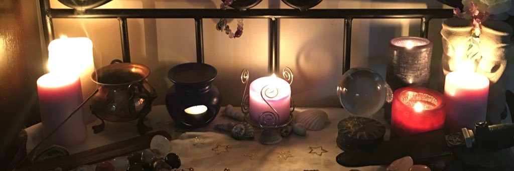 thegeekwitch's profile banner image