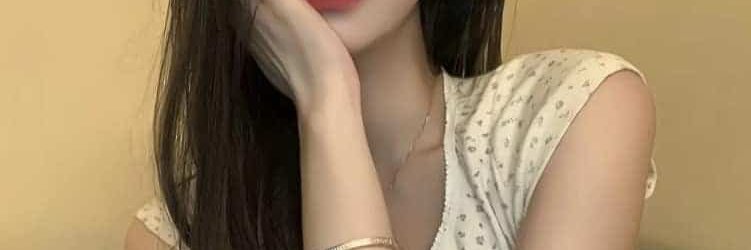 merrelu's profile banner image