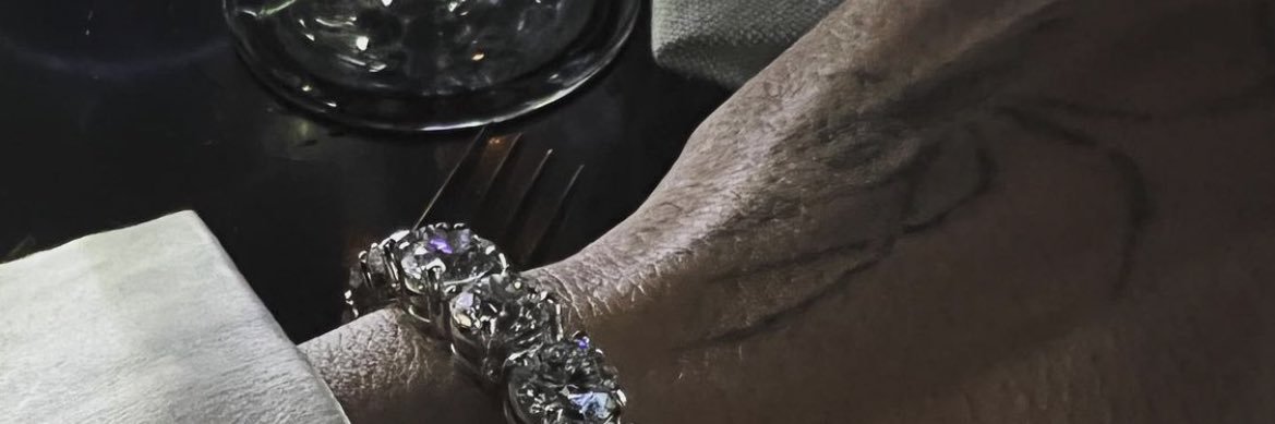 Aznly_'s profile banner image