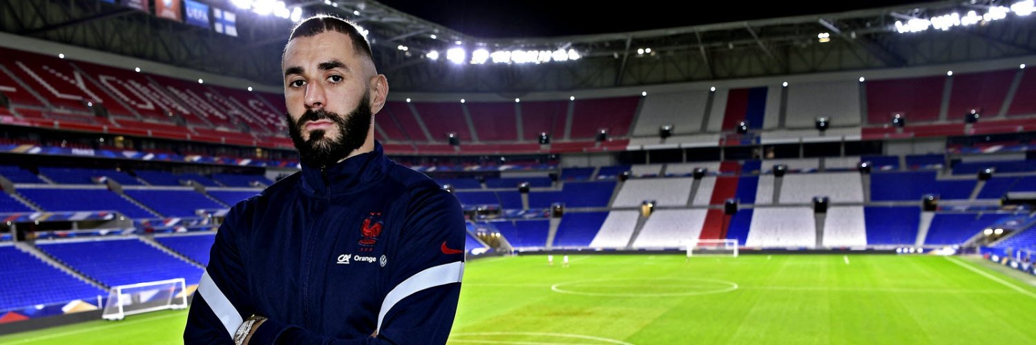 INTE054's profile banner image