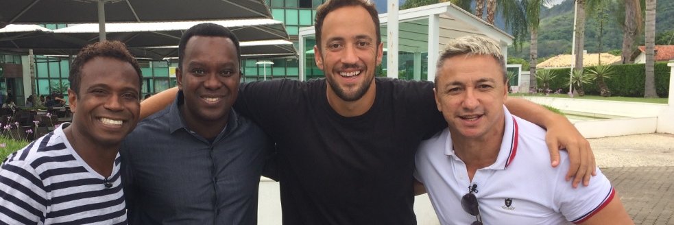 Bernardo Pombo banner