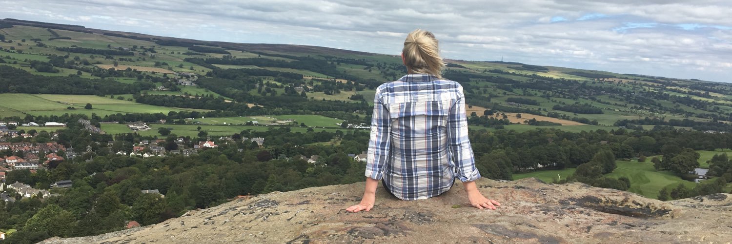 emzywarnz's profile banner image