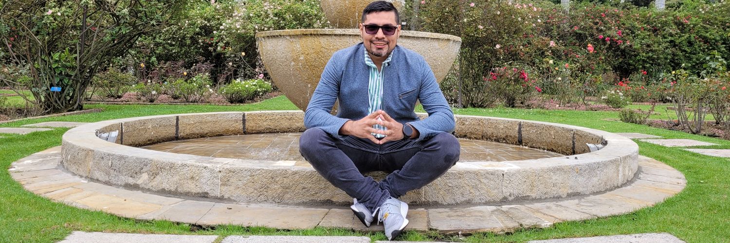 VladdoSolano's profile banner image