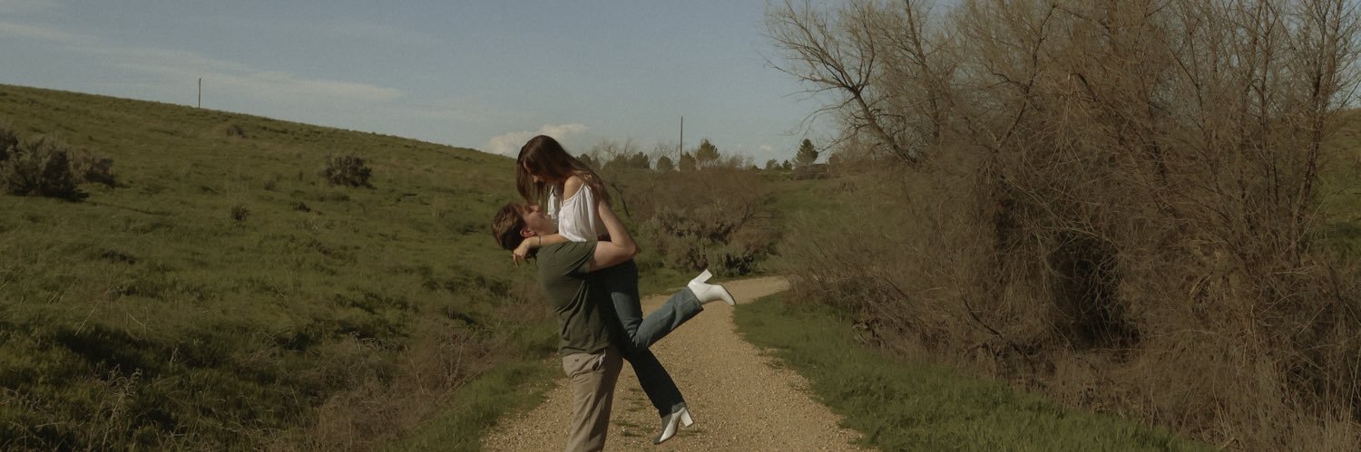 josieferrante's profile banner image