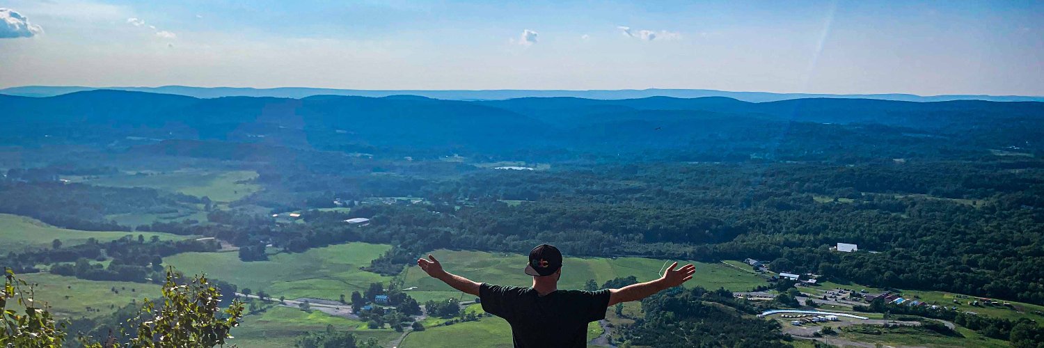 chuckiecheeze32's profile banner image