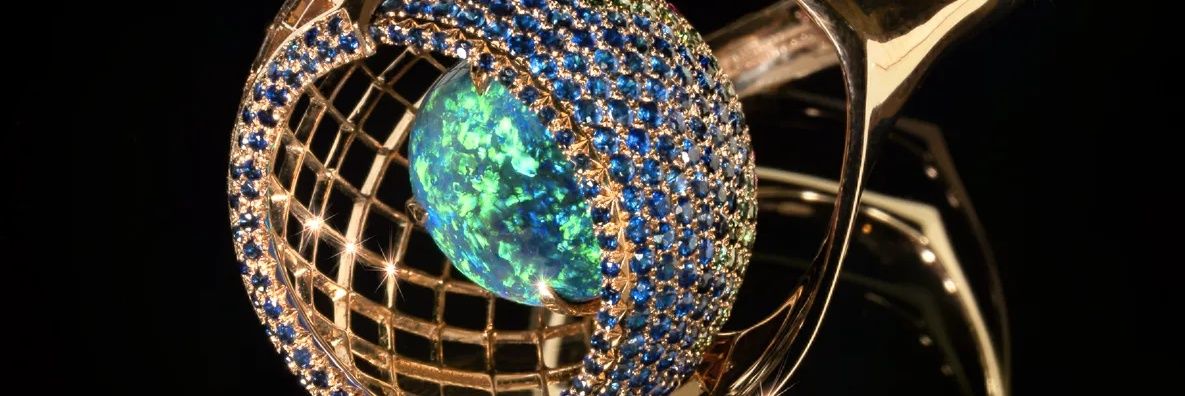 Nigel O'Reilly Goldsmith banner