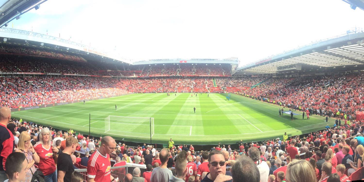 Man Utd Stretford Ender banner