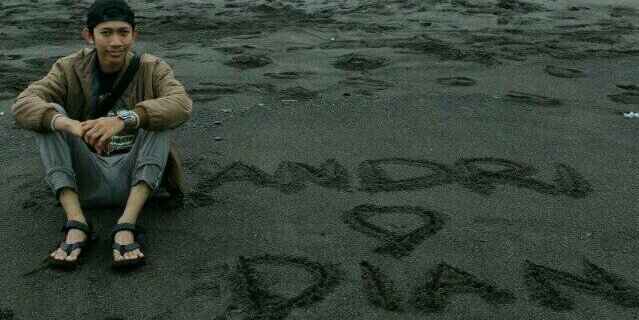 diningtiyaz's profile banner image