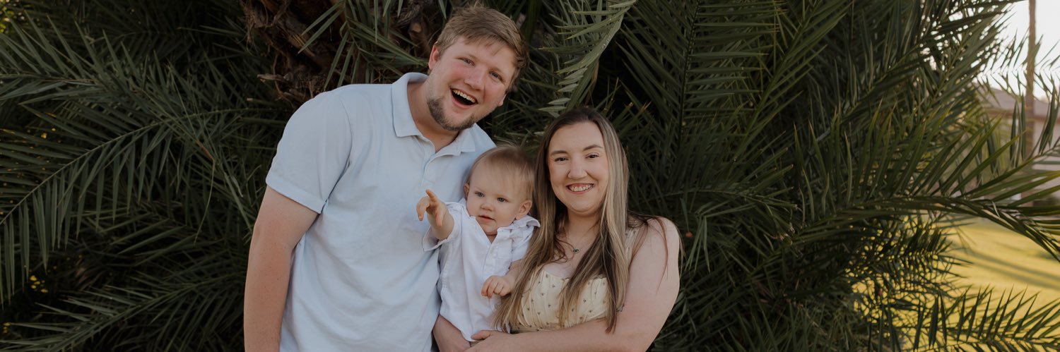 lauraebeber's profile banner image