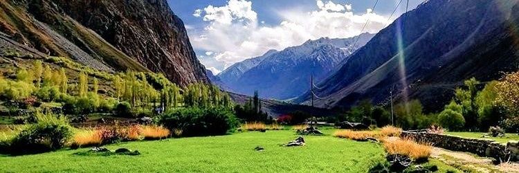 Farie_Views's profile banner image