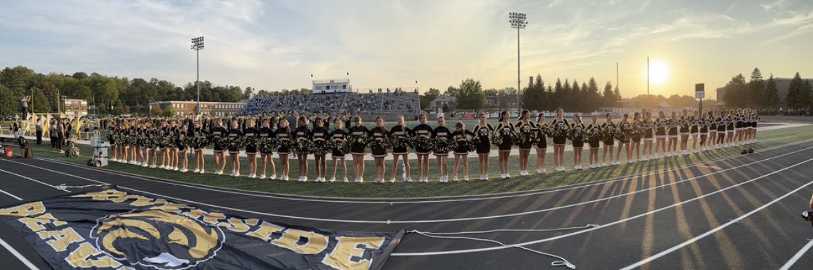 Riverside Cheer banner