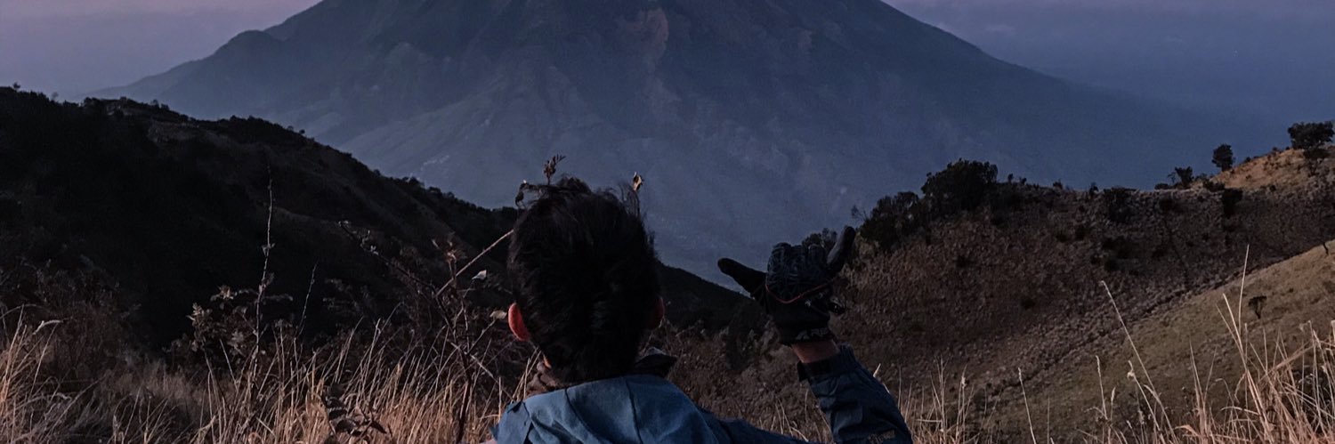 yoginrizki's profile banner image