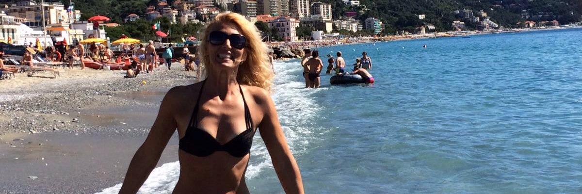 floravasa's profile banner image
