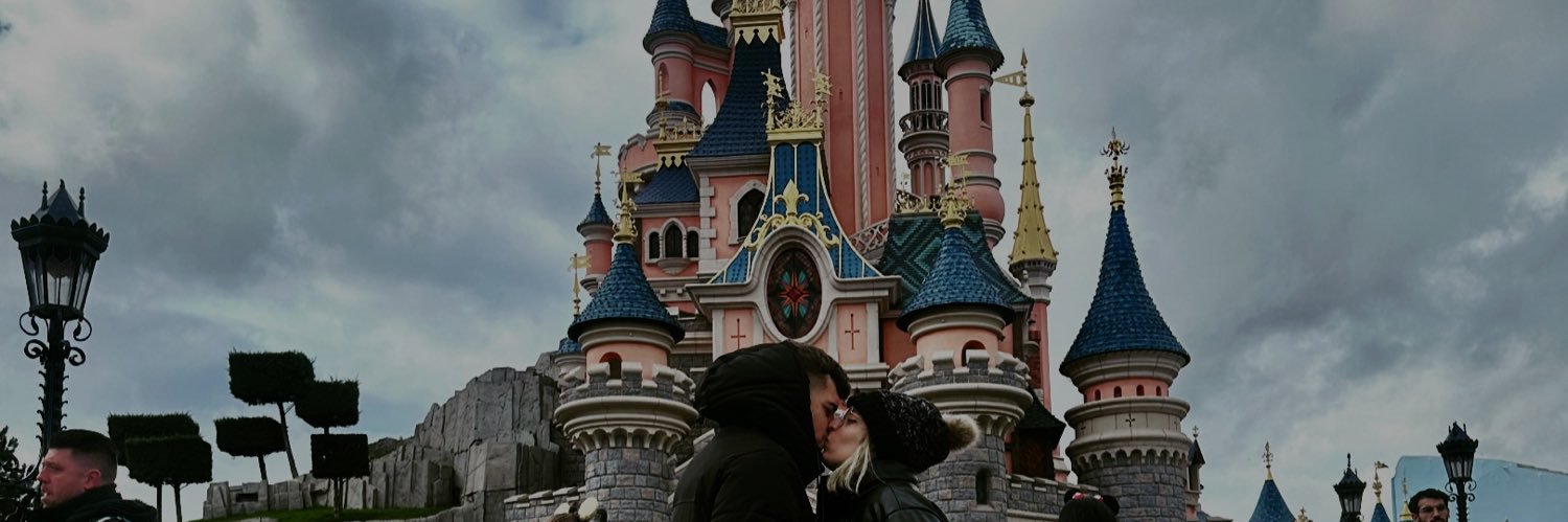 LidiaAngelit's profile banner image