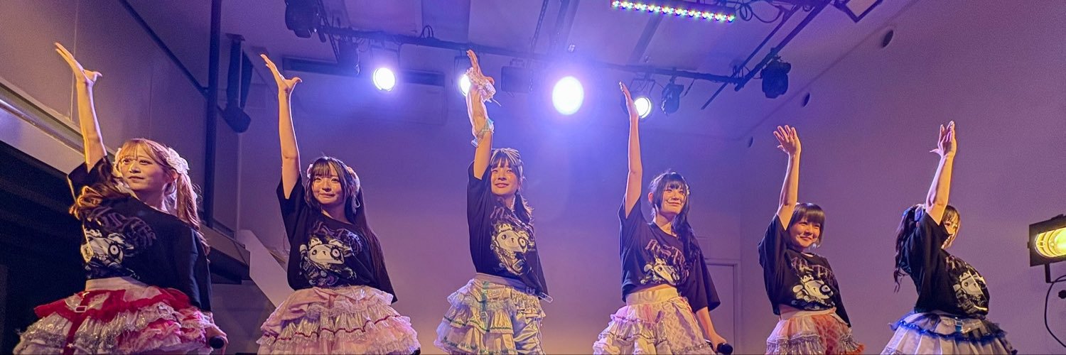 misimayui's profile banner image
