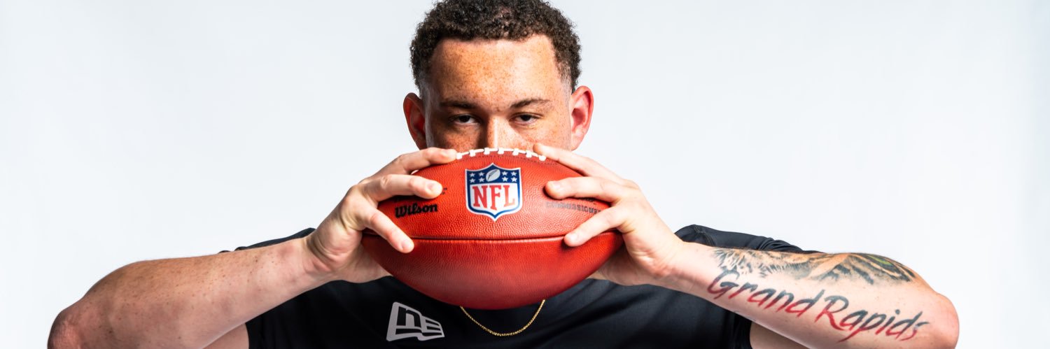 Jalen Mayfield banner