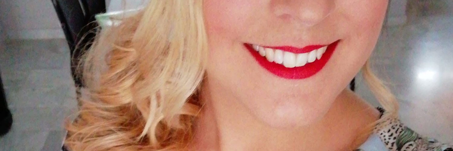 lauraitaita's profile banner image