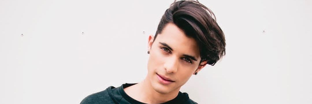 markithoox18's profile banner image