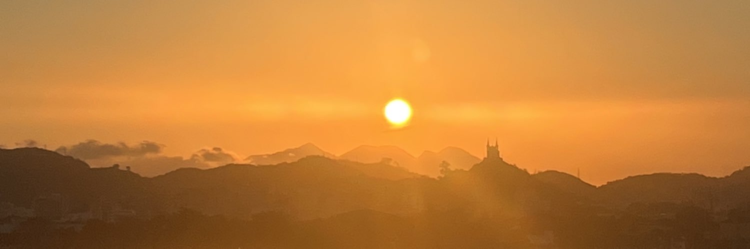 maydominguesb's profile banner image