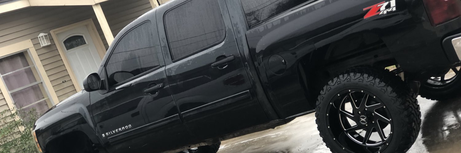 leninperez75's profile banner image