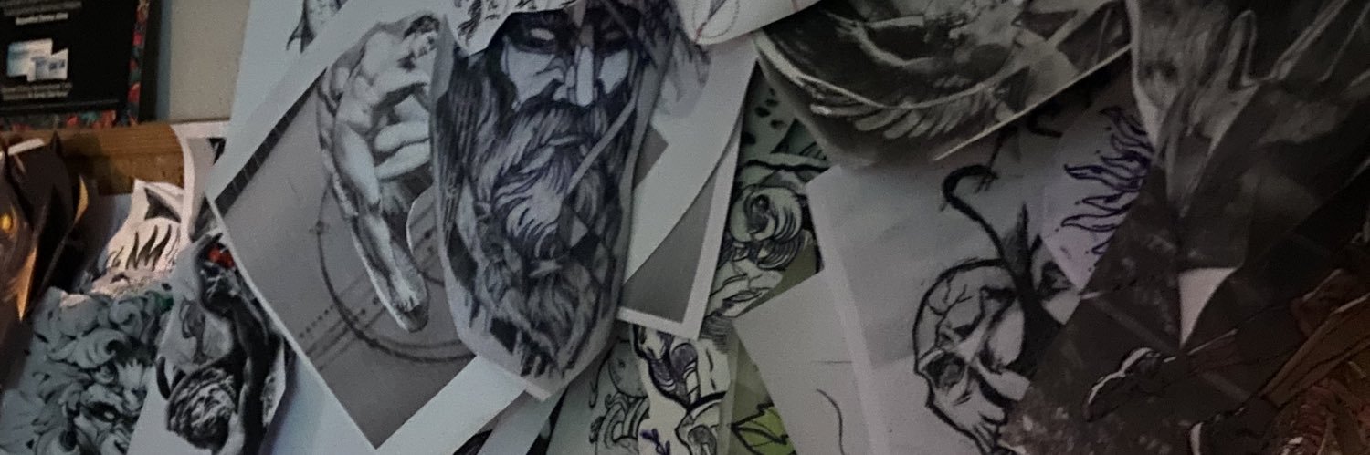Angelaruthiee's profile banner image