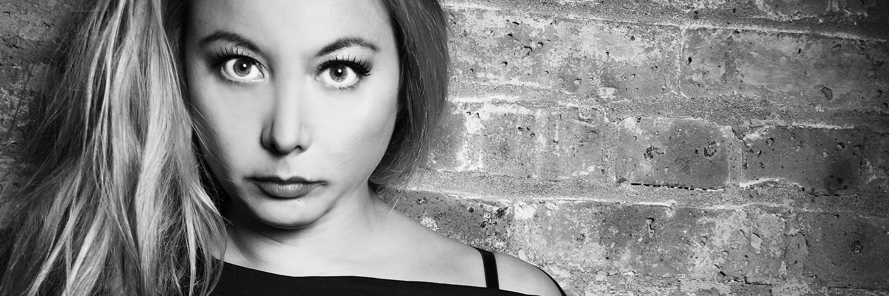 LyndaPhoenix's profile banner image