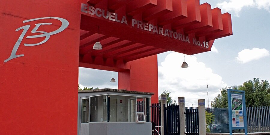 Preparatoria No. 15 banner