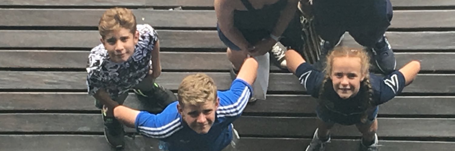 44fuckingtwo's profile banner image