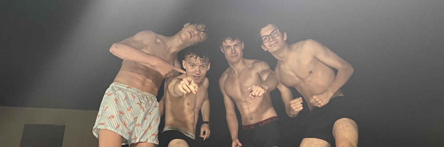 meroleon18's profile banner image