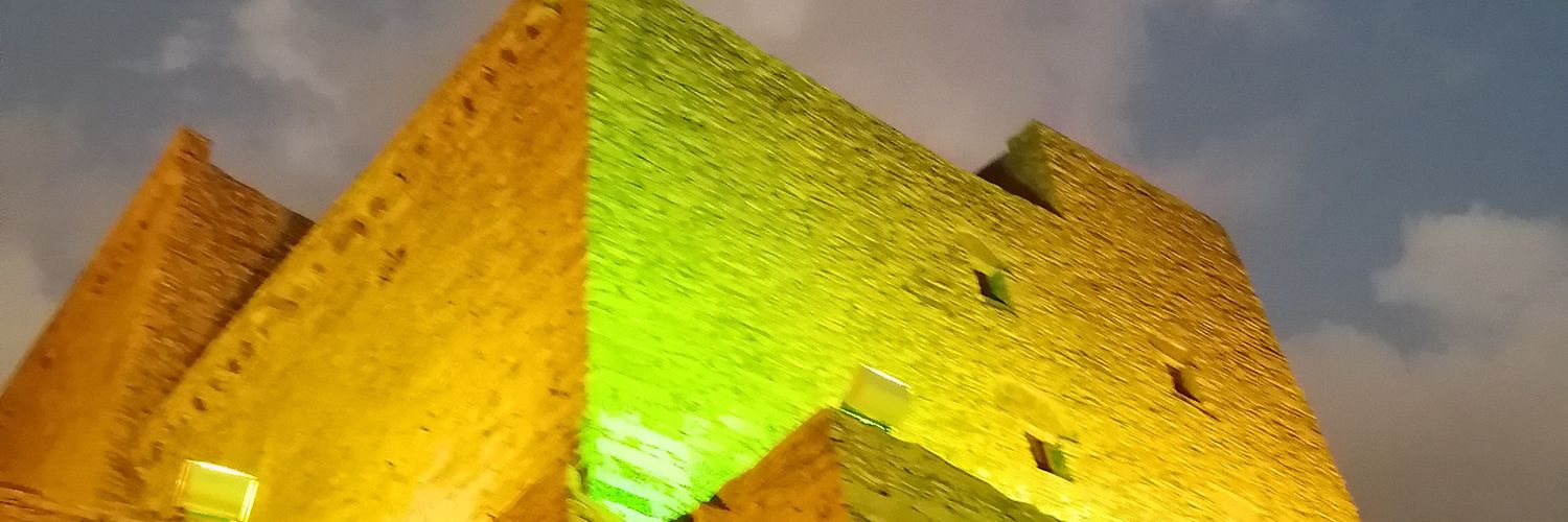 in4i1's profile banner image