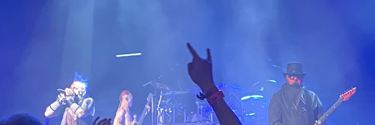 Ariel_115's profile banner image