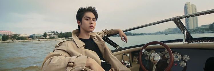 0811Nov's profile banner image
