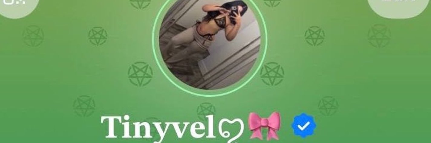 tinyvellllyy's profile banner image