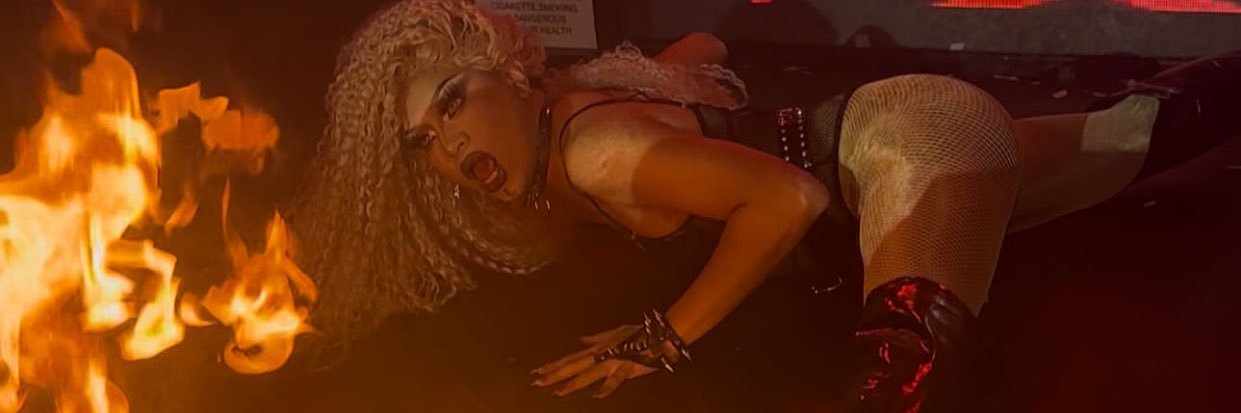 xinnersins's profile banner image