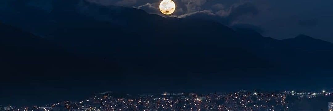 Carlote34's profile banner image