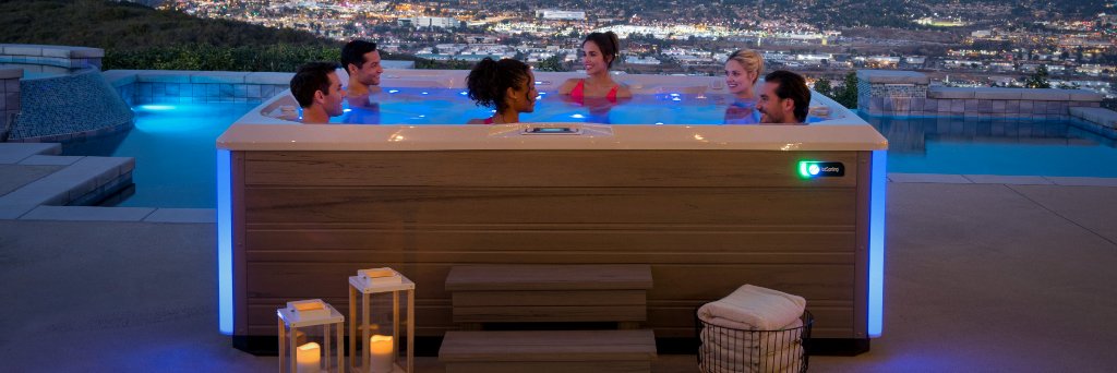 Hot Tub World banner