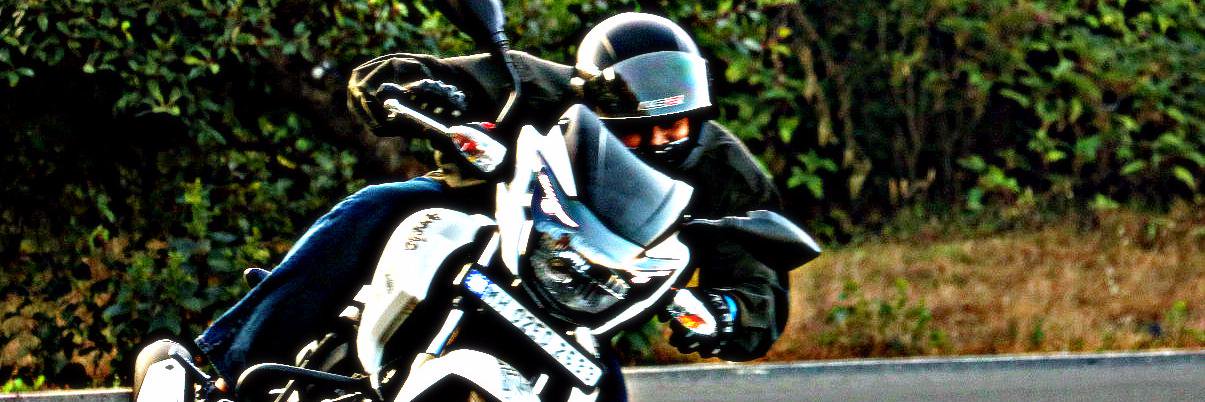 anda_aniket's profile banner image