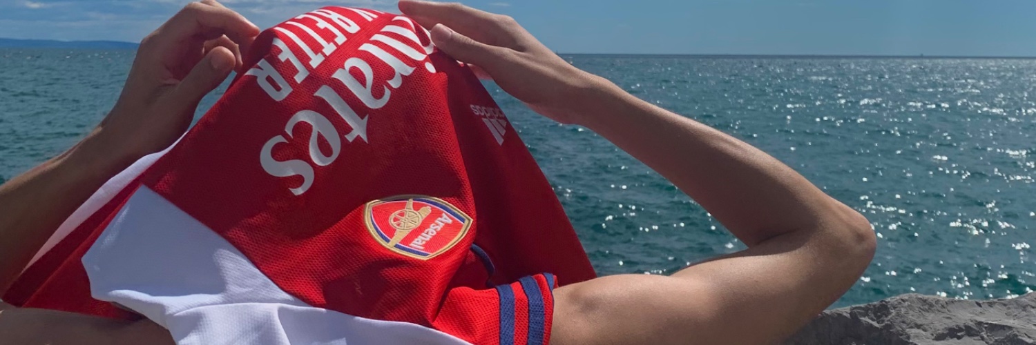 v banner