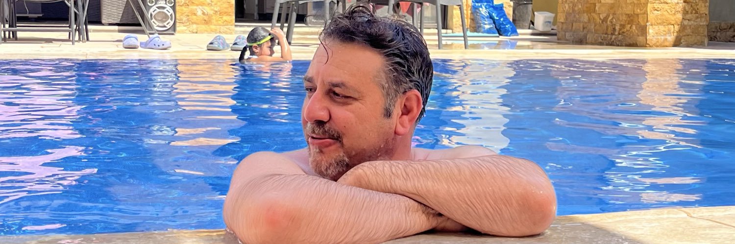 muhsenzubi's profile banner image