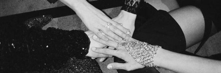 _81181004's profile banner image