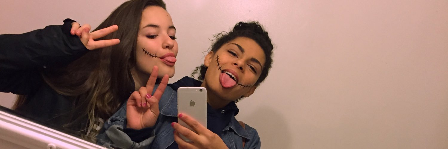 ChloeCorbeil's profile banner image